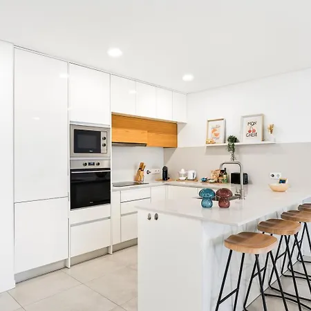 Guestready - Sunny Modern Retreat In *